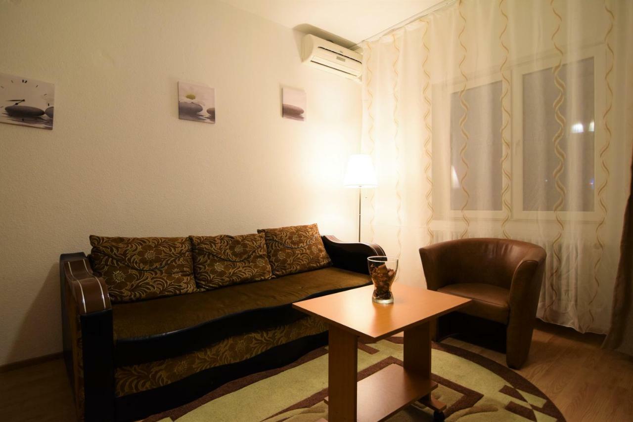 Апартаменты Resedinta Lui Calin Бухарест Экстерьер фото